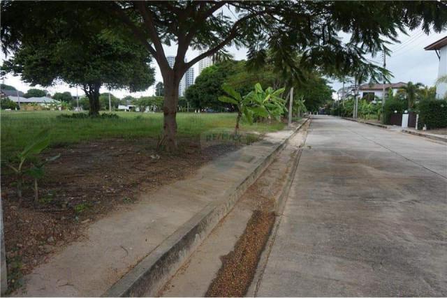 ขายที่ดินโครงการ VIP ระยอง  ติดหาดแม่รำพึง  114  ตรว. 