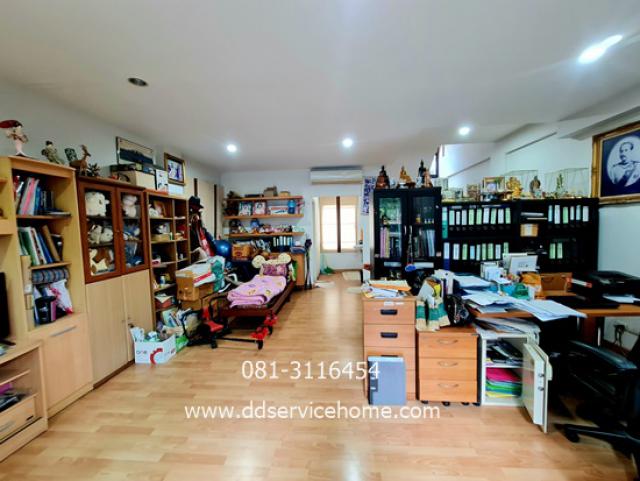 ขายทาวน์เฮาท์ อารียา แมนดารีนา รัชดา-สุทธิสาร ท/ฮ 4 ชั้น เนื้อที่ 26.9 ว้า ราคา 8.7 ล้าน  ใกล้รถไฟฟ้า MRT สถานีสุทธิสาร เข้า-ออก ถนนรัชดา สุทธิสารวินิจฉัย
