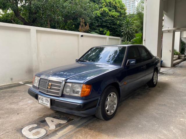 ขายรถ BENZ 220E ปี 1993 