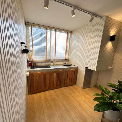 Ratchatewi tower 1 br condo only 150 m from BTS Ratchatewi/Siam