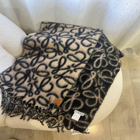 รับพรีออเดอร์ผ้าพันคอ LOEWE - Anagram Alpaca-Blend Scarf มีมัดจำ