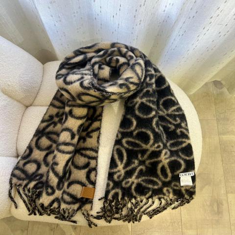 รับพรีออเดอร์ผ้าพันคอ LOEWE - Anagram Alpaca-Blend Scarf มีมัดจำ