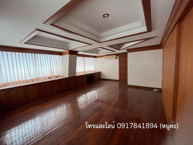 ขายคอนโด ไดมอนด์ ทาวเวอร์ ถนนสีลม กรุงเทพมหานคร