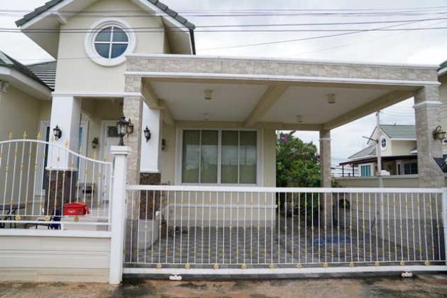 ขายบ้านพักตากอากาศ อายุบ้าน3ปี ม.เพชรพญาไม้ พร้อมเฟอร์นิเจอร์ อ.เมือง จ.ราชบุรี