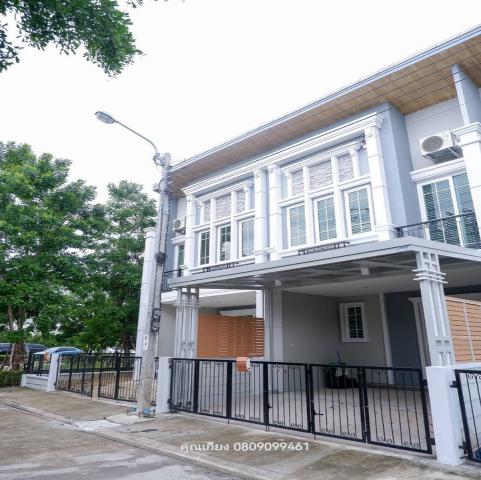 โกลเด้น ทาวน์ สาทร บ้านใหม่ มือหนึ่งไม่เคยเข้าอยู่ ห่าง bts วุฒากาศ 1.6 กิโล