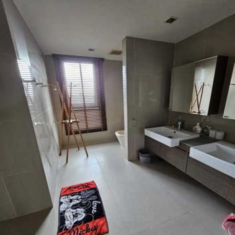 ขาย Quinn Condo รัชดา17 2 ห้องนอน เฟอร์นิเจอร์ครบพร้อมเข้าอยู่ ใกล้รถไฟฟ้า MRT สุทธิสาร