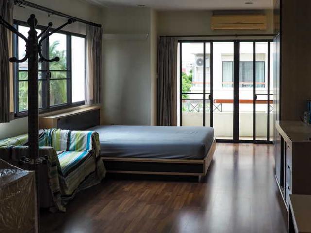 ขายคอนโดห้องมุม กาญจน์กนก 3 คอนโดเจ็ดยอด กรีนเนอร์รี่ฮิลล์ พร้อมเข้าอยู่ ใกล้ ม.เชียงใหม่ 
