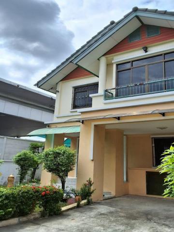 BH3036 ให้เช่าบ้านเดี่ยว 2 ชั้น 4 ห้องนอน 2 ห้องน้ำ  เนื้อที่ 68 ตร.ว.  หมู่บ้านปิยพร นวมินทร์ 74