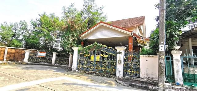 ID :  16530 SALE ขาย บ้าน พฤกษ์ภิรมย์ บางขุนเทียน พื้นที่ 109 Square Wah 6500000 THB ใกล้ ใกล้เซ็นทรัลพลาซ่าพระราม 2 บิ๊กซีพระราม 2 เทสโก้โลตัสพระราม 2 บุญถาวร ไทวัสดุ อินเด็กซ์ลีฟวิ่งมอลล์ พลาซ่าตลาดดีแสมดำ โรงพยาบาลพระราม 2 การเดินทางสะดวกบนถนนพระราม 2 