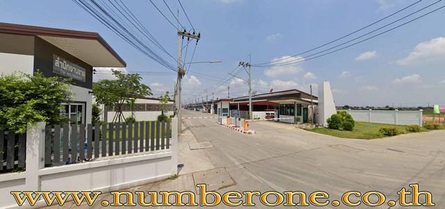 ทาวน์เฮ้าส์ เดอะ อีโค่ เรสซิเดนซ์ ขนาด = 19 Square Wah 0 งาน 0 ไร่    โครตถูก สภาพบ้านยังใหม่ พร้อมอยู่ ผู้ขายอยู่เองดูแลดี ซื้อมามือแรกจากโครงการ  ทำเลดี เงียบ ร่มเย็น ไม่พลุกพล่าน ด้านหลังบ้านไม่ติดใคร รับลมได้ทุกทิศทาง