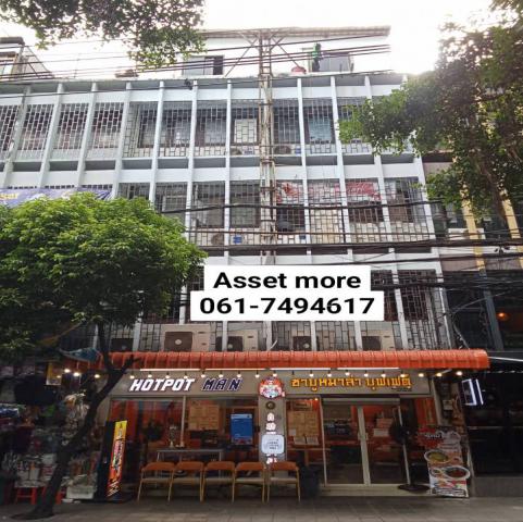 ให้เช่าอาคารพาณิชย์ 4 ชั้น  2 คูหา ขนาด 30 ตรว พื้นที่ใช้สอย 384ตรม.   แขวงทุ่งมหาเมฆ  เขตสาทร  กทม
