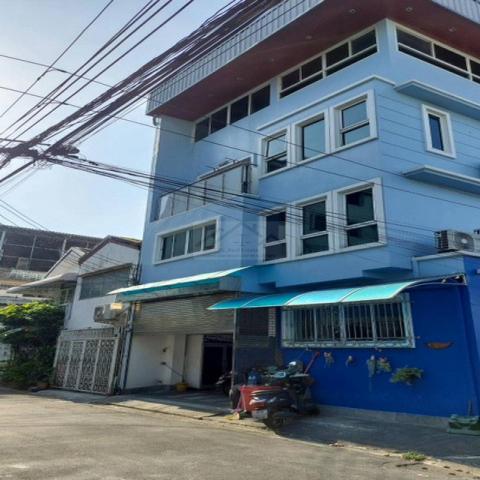 ขายโฮมออฟฟิศ 4 ชั้น 394 ตารางเมตร รัชดาซอย 3 สภาพใหม่ ใกล้ MRT พระราม 9