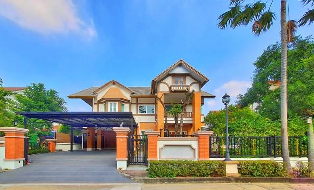 บ้าน Q House Avenue  พระราม5   162 ตาราง.วา 3 Bedroom 4 ห้องน้ำ 21500000 BAHT. ออกแบบสวยงาม บิลด์อินแล้ว  รีโนเวทใหม่ทั้งหลังและยังไม่ได้เข้าอยู่ สภาพบ้านดีมาก   