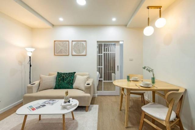 สวยตรงปก ขายเพียง 1.89 ล้าน 32 ตรม. KN Town condominium ห้องตกแต่งสวย สามารถทำ Airbnb ได้ ซื้ออยู่เองหรือลงทุนปล่อยเช่าคุ้ม