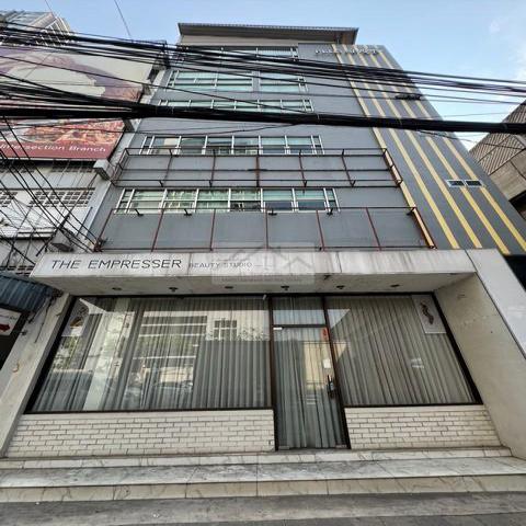 ให้เช่าอาคารสำนักงาน 6 ชั้น 700 ตรม. มีลิฟต์ ถนนอโศกดินแดง ทำเลดีศูนย์กลางธุรกิจ ใกล้ MRT พระราม 9