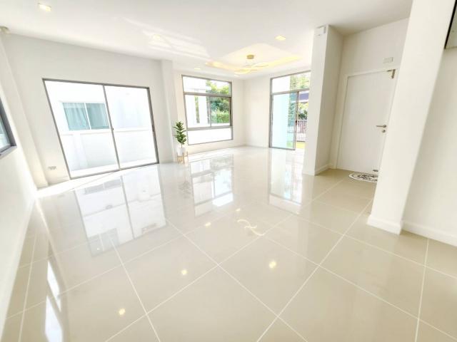 #Perfect Place สุขุมวิท 77-สุวรรณภูมิ เฟส 6 รีโนเวทใหม่ ขายต่ำประเมินธ.