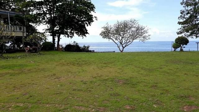 ที่ดินติดทะเล นาจอมเทียน แปลงสวย ห่างจากสนามบินอู่ตะเภา  25 กม. FP-L0165 