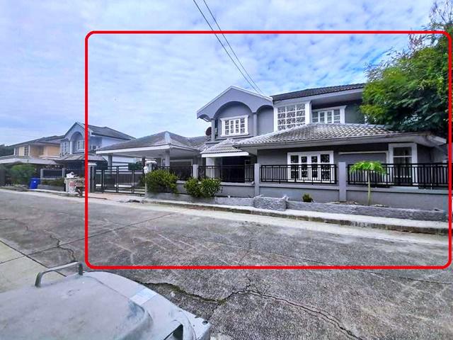 ติดถนนใหญ่สุวินทวงศ์38-44 5นอน รักสัตว์ คฤหาสน์ 100 ตร.วา.2 ชั้น ขนาดใหญ่ ฟลอราวิลล์  ตลาดยิ่งเจริญทรัพย์  MRT สุวินทวงศ์ 7.8 กม.  6 แอร์
