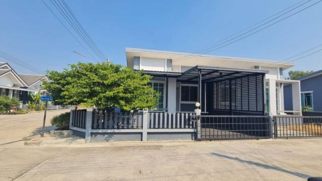 ขายบ้านแฝดพร้อมตกแต่ง ต่อเติมแล้ว เฟอร์ครบสภาพใหม่มาก หมู่บ้าน ปิ่นฤทัย หลังโลตัสคลอง 7