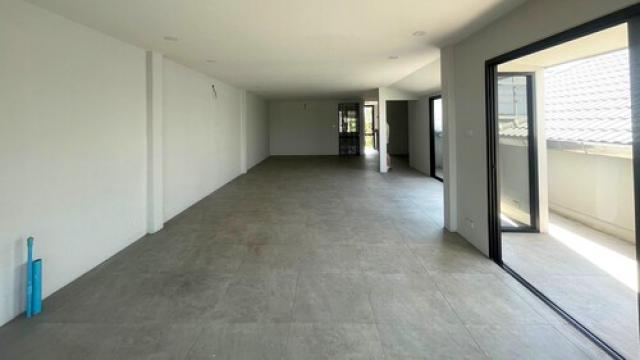 ขาย/ให้เช่า อาคารสำนักงานปรับปรุงใหม่ บนถนนดอนจั่น ใกล้โรงเรียนวารี จ.เชียงใหม่