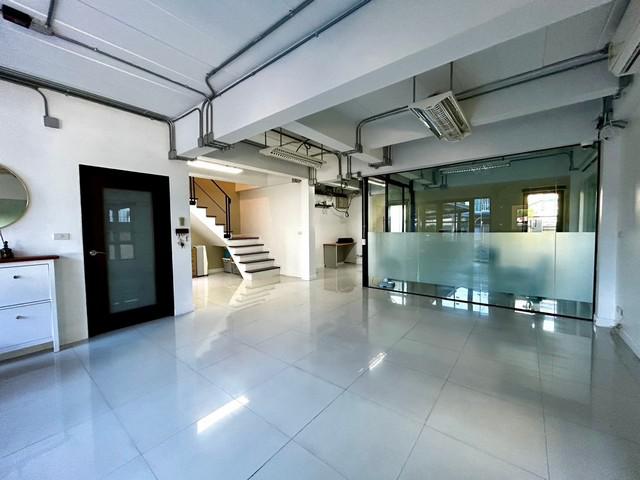 P405 ให้เช่า บ้านเดี่ยว 2 ชั้น สังคมสังเคราะห์ 16 ลาดพร้าว ใกล้เลียบด่วน โชคชัย 4 นาคนิวาส ลาดพร้าว 71 