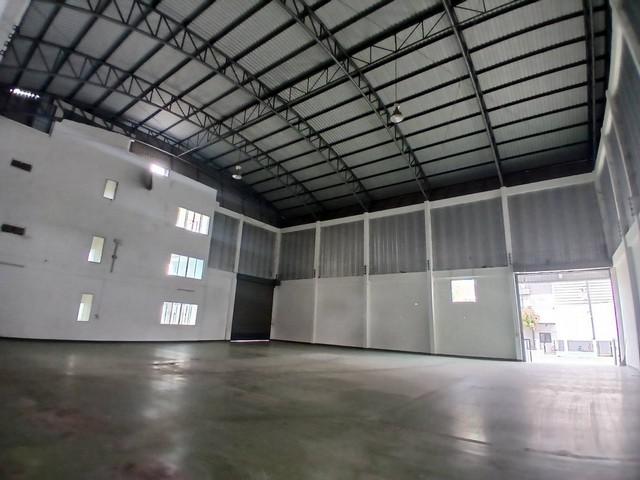 โรงงานให้เช่า ขาย  พร้อมสำนักงานออฟฟิศ-โกดังแฝด สามารถทำโรงงานได้หลายกิจการ ทำเลดีเข้าออกได้หลายทาง ลำลูกกาคลอง8   ปทุมธานี 