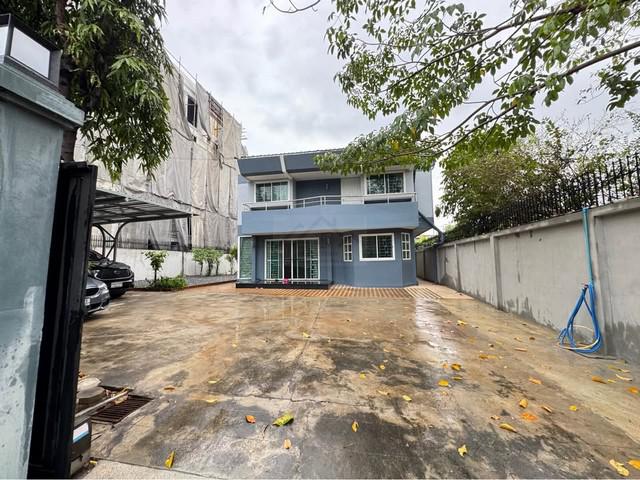 ให้เช่าบ้านเดี่ยวหลังใหญ่  2 ชั้น 108 ตรว. 6 ห้องนอน หมู่บ้านเมืองทอง 2 ซอยพัฒนาการ 53 พร้อมเข้าอยู่