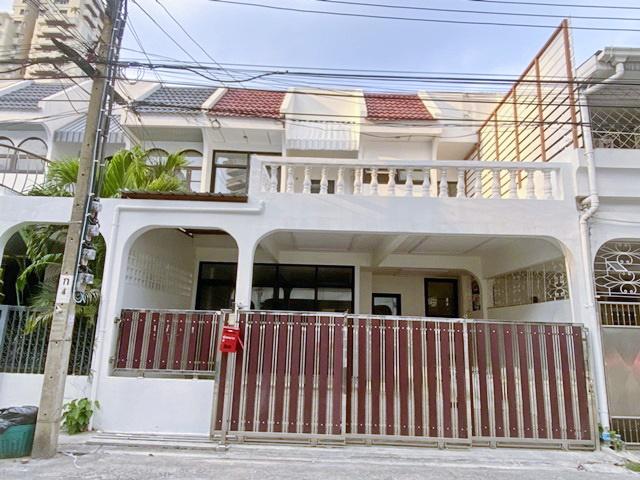 เอ็มควอเทียร์ ทำเลคนญี่ปุ่น สุขุมวิท 47-51 BTS ทองหล่อ พร้อมพงษ์  ให้เช่า Home office  สมิติเวช สุขุมวิท บ้าน 2 ชั้น 35 ตร.วา. 4แอร์