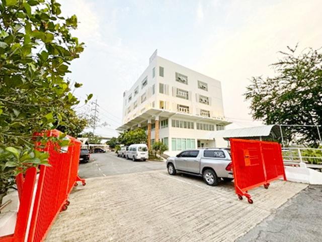 โรบินสัน ไลฟ์สไตล์ ราชพฤกษ์ MRTบางรักใหญ่ 5.4 กม. สำนักงาน 5 ชั้น ไทวัสดุ ชัยพฤกษ์ 76 ตร.ม. ให้เช่าเป็นสำนักงานชั้น 2-4 ปากเกร็ด  มีลิฟท์