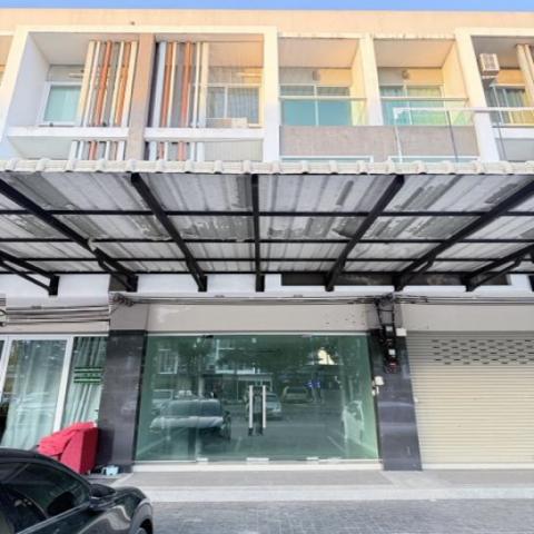 แม็คโคร หางดง 2.6 กม. ตลาดสดแม่เหียะ 400ม. รร.นานาชาติลานนา 1.9 กม.ให้เช่าอาคารพาณิชย์ 3 ชั้น 20ตร.วา.235 ตร.ม.3 แอร์ 