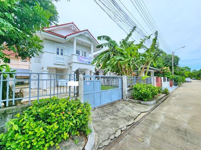 เกษมบัณฑิต ร่มเกล้า สุวินทวงศ์ 33-48 MRT มีนบุรี ขาย-เช่าบ้านเดี่ยว 2 ชั้น รีโนเวทใหม่ ฟลอราวิลล์  62ตรว. 182ตรม. 4นอน 2น้ำ 6จอดรถ 