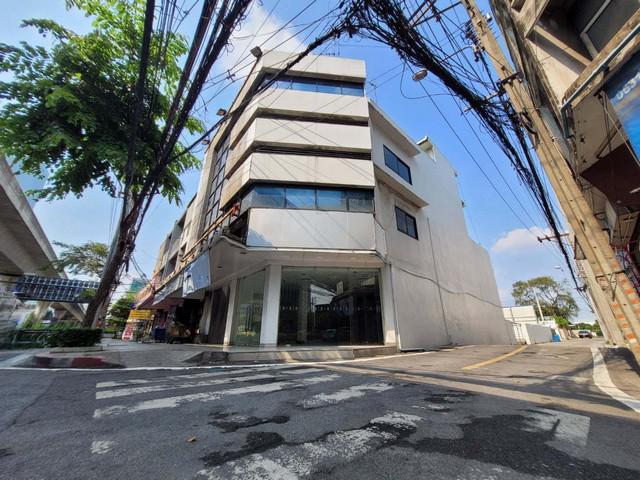 ขาย สำนักงาน 3 ชั้น บางจาก พระโขนง กรุงเทพ PTT13331