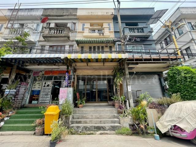 อาคารพาณิชย์ 3 ชั้น จามจุรี กิ่งแก้ว 41 ราชาเทวะ บางพลี