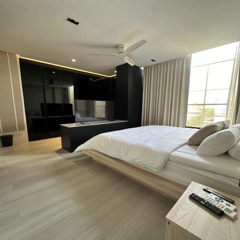 ให้เช่าบ้านหรู ใจกลางห้วยขวาง | ซอยประชาสงเคราะห์ 27 บ้านสวย กว้างขวาง พร้อมเข้าอยู่ เหมาะสำหรับอยู่อาศัย หรือทำโฮมออฟฟิศ