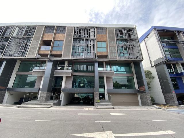 BH3513 ให้เช่า - ขายโฮมออฟฟิศ The Pretium Bangna ทำเลติดถนนบางนา-ตราด ใกล้ Mega Bangna และ Central Bangna