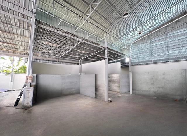 ขายโรงานโกดังพร้อมออฟฟิศสำนักงานและที่พักอาศัยคนงาน มีบ้าน 2 ชั้น วัดศรีวารีน้อย  บางพลี