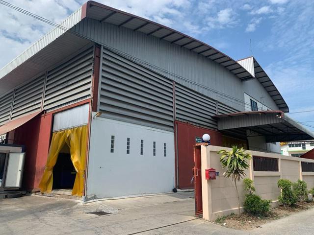 กระทุ่มแบน สมุทรสาคร ถ.เลียบคลองเเคราย พระราม2 ขาย-ให้เช่าโกดั 925 ตร.ม.119 ตร.วา. ตลาดคุณนาย 3.2 กม. เทคโนโลยีธนบุรี 4.5 กม. 