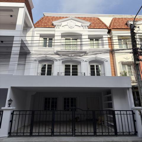  ให้เช่าทาวน์โฮม หมู่บ้าน Urban Sathorn ( Bolero zone )ติดถนนใหญ่ ราชพฤกษ์   ใกล้ BTS บางหว้า