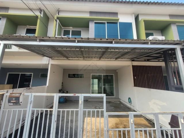 P526 ให้เช่า ทาวน์โฮม โครงการ The Trust Town เดอะทรัสต์ ทาวน์ วงแหวน-ลำลูกกา ใกล้บิ๊กซี โลตัสลำลูกกา ถนนเลียบคลองหก (ถนนลำลูกกา)