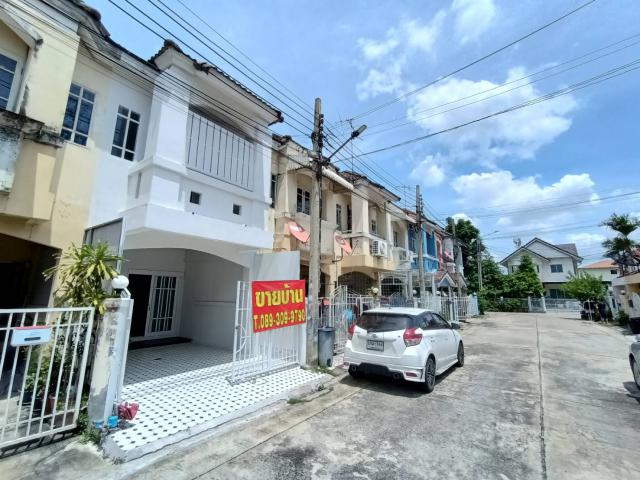 ขายทาวน์เฮ้าส์2ชั้น สิรีนเฮ้าส์ รัตนาธิเบศร์ รีโนเวทใหม่ อ.เมือง จ.นนทบุรี