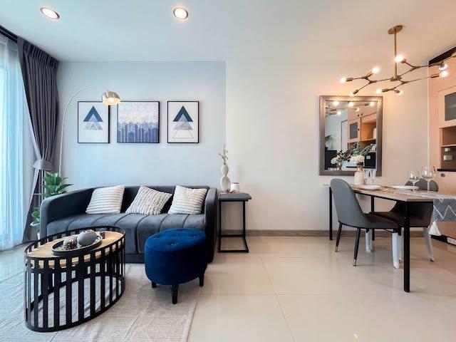 Sukhumvit Plus Clean comfortable quiet 6th floor BTS Phra Khanong