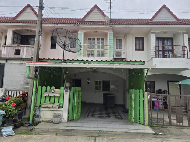 ID :  ทาวเฮ้า แม่นุ้ย ต้องการขาย TOWNHOUSE - พื้นที่เท่ากับ 17 sq.wa 0 งาน 0 Rai 2BR2น้ำ 1700000 BAHT สวย