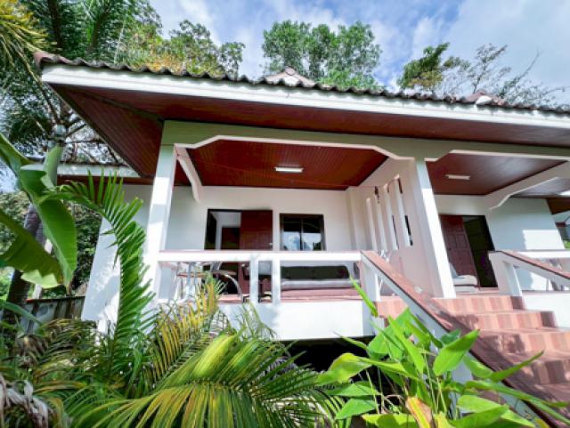 Twin House for Rent in Maenam Koh Samui 2 Mins Walk to Beach Fully Furnished Quiet Location Ideal for Long Term Stay