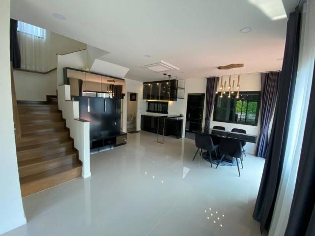 ขายบ้านแฝด ลุมพินี ทาวน์วิลล์ ราชพฤกษ์-ปิ่นเกล้า (Baan Lumpini Town Ville Ratchaphruek-Pinklao)อำเภอบางกรวย จังหวัดนนทบุรี