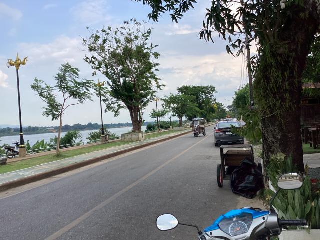 ขายที่ดินเปล่า ทำเลทองริมโขง ต.ในเมือง จ.นครพนม 