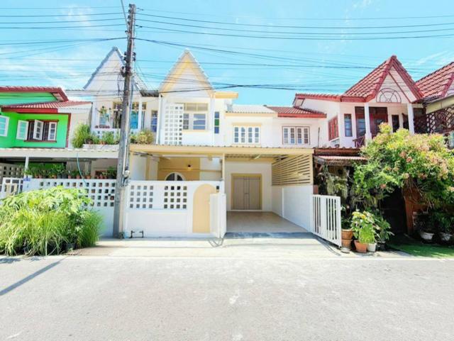 บ้านมินิมอล 2 ชั้น โซนน้ำคอก ใกล้บิ๊กซี แม็คโครระยอง ผ่อนเดือนละ 5000 บาท