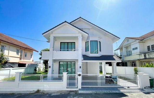 ขายบ้านเดี่ยวใกล้โรงเรียนอัสสัมชัญศรีราชา ชลบุรี ขายบ้านเดี่ยว2ชั้น ซอยหมอย้อย ตำบลสุรศักดิ์ ศรีราชา ชลบุรี บ้านเดี่ยว2ชั้นรีโนเวทใหม่