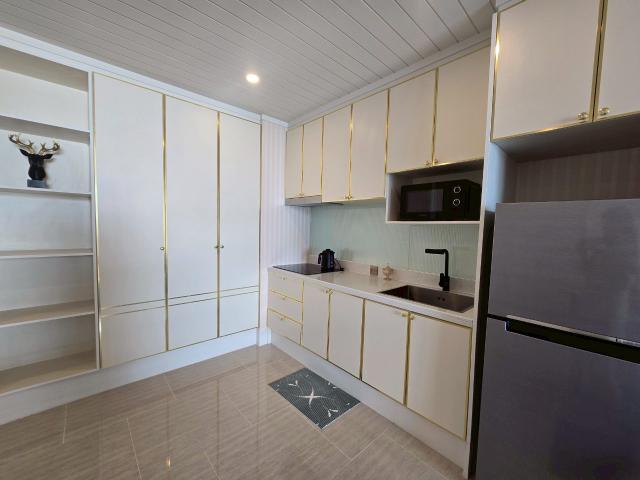 ขาย grand florida beachfront condo resort pattaya
