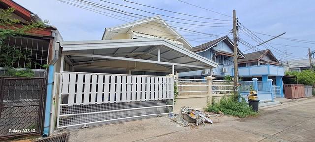 ขายบ้าน 2 ชั้น 40 ตรว. 4 ห้องนอน ซอยรามคำแหง 64 รีโนเวทใหม่ ใกล้แยกลำสาลี 