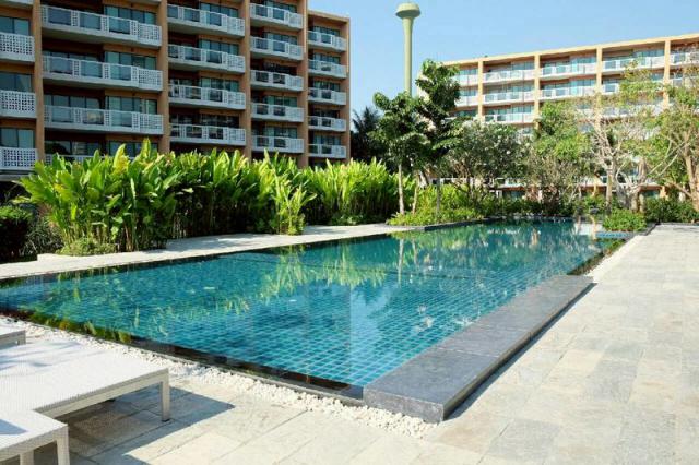 ขายคอนโดชานทะเล 3 ห้องนอนสระน้ำในตัวราคาดีที่สุดโทร 061-9419-639